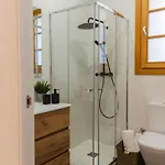 - Gracia P-b Apartment *